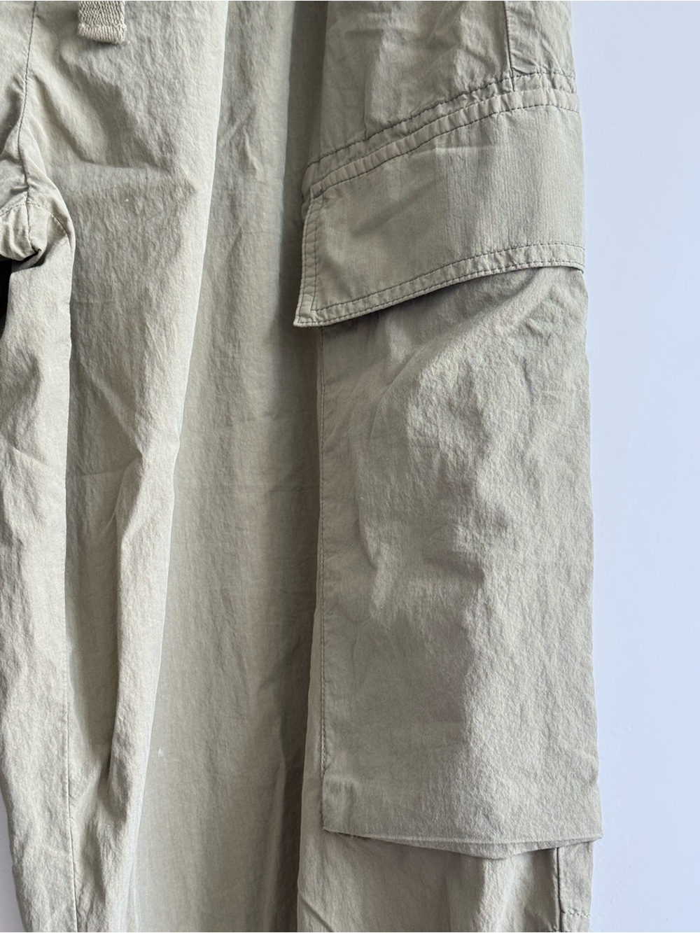 CLOSED Light Olive Men Cargo Parachute Pants Size 34 - Picture 11 of 11
